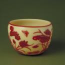 黄套红玻璃荷花纹缸