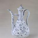 青花花卉纹执壶