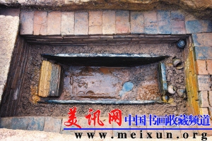 大型东汉墓侥幸逃过贼眼