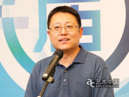 清华大学美术学院副院长张敢致欢迎辞.jpg