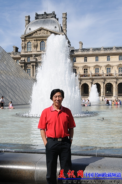 2008于法国卢浮宫.jpg