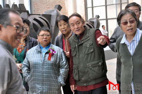 邓小平女儿著名画家 邓琳   ；著名画家郭石夫.jpg