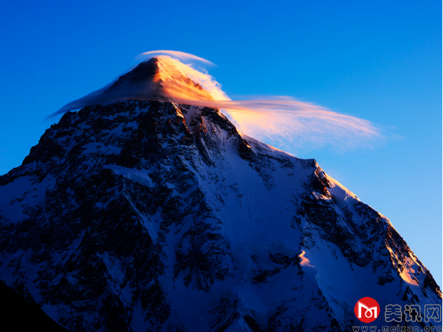 K2日出 80X60cm.png